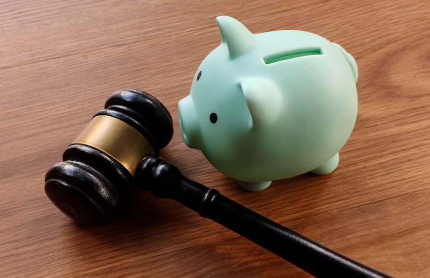 Who Qualifies for a Settlement Advance?